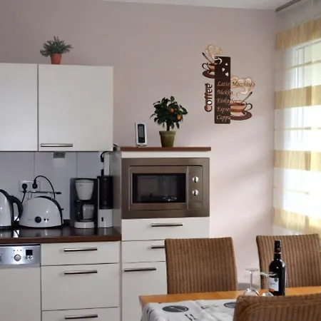With 1 Bedroom *