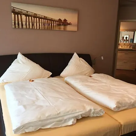 With 1 Bedroom * באד צווישנהם